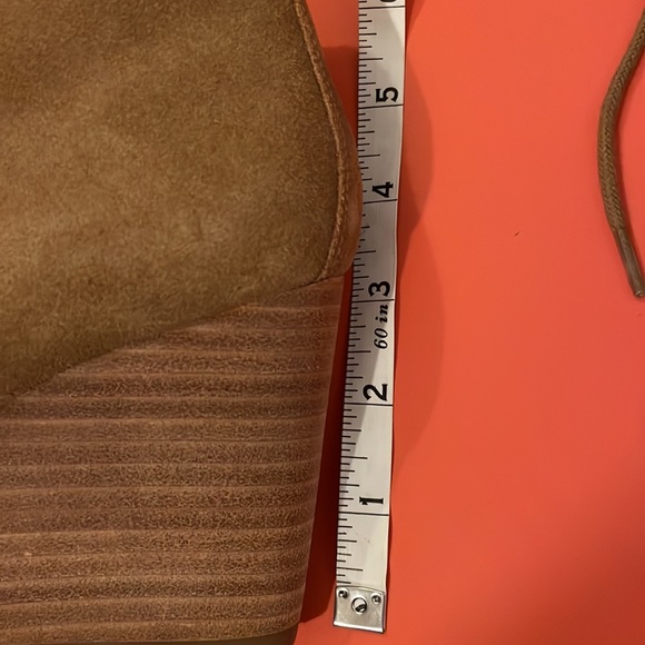 Lucky Brand Suede bootie lace-up wedge in camel size 7.5 BRAND NEW - Picture 11 of 11